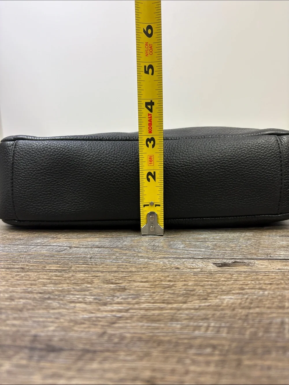 The Sak Black Pebbled Leather Flap Shoulder Bag Organizer Purse
